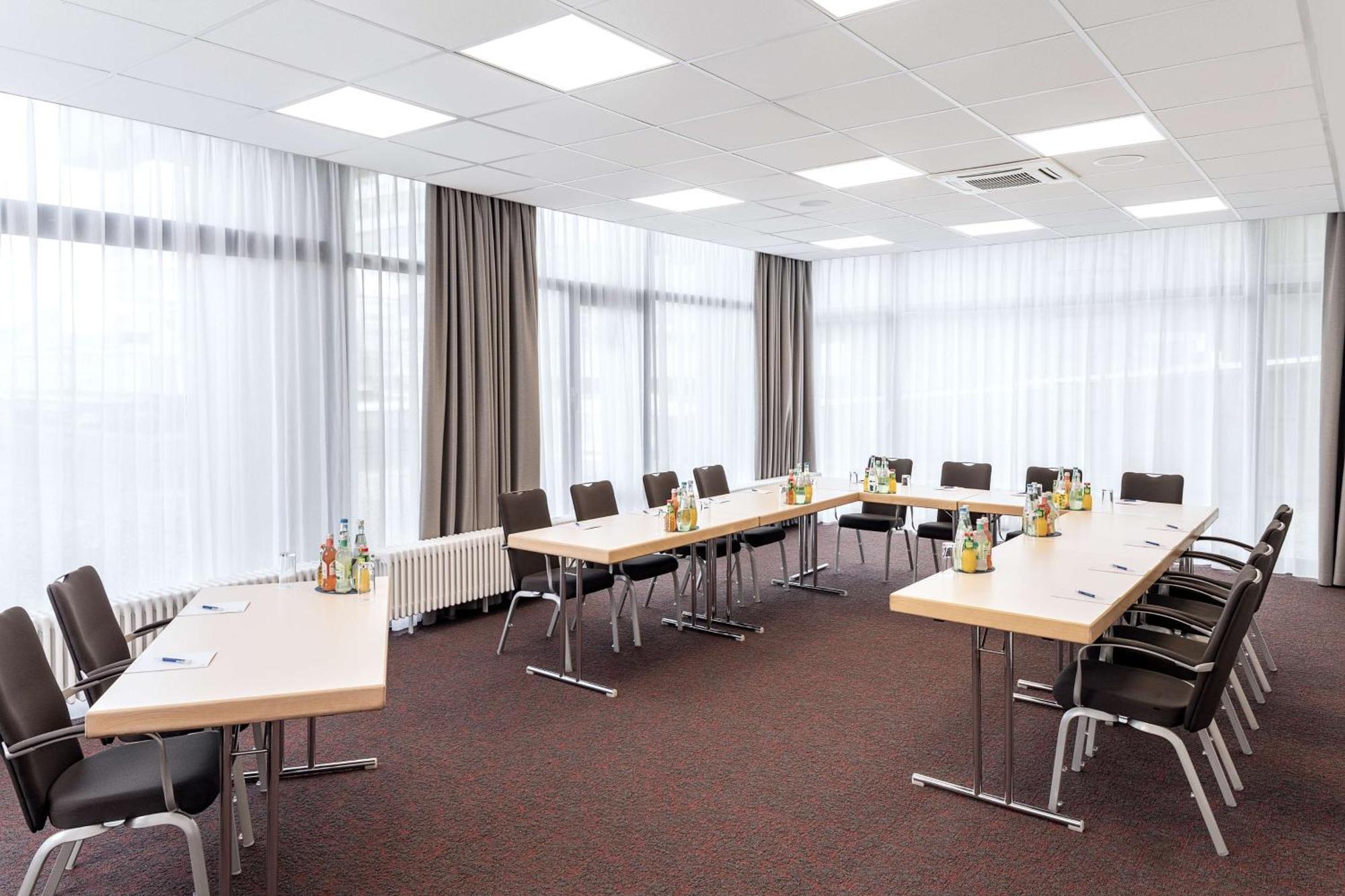 Nh Erlangen Hotel Luaran gambar